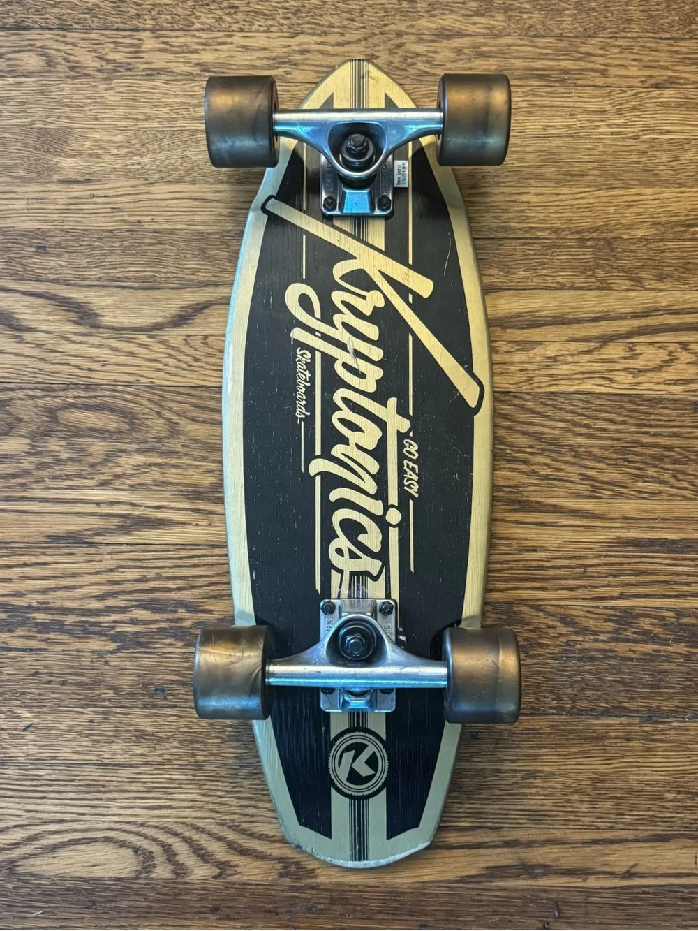 KryptonicsType: Mini cruiser / shortboard Black & Cream Cruiser Skateboard